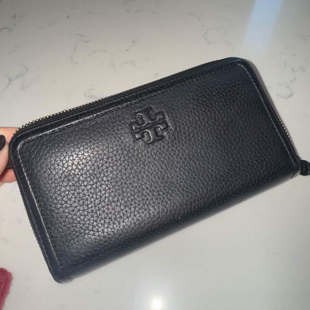 Tory Burch wallet